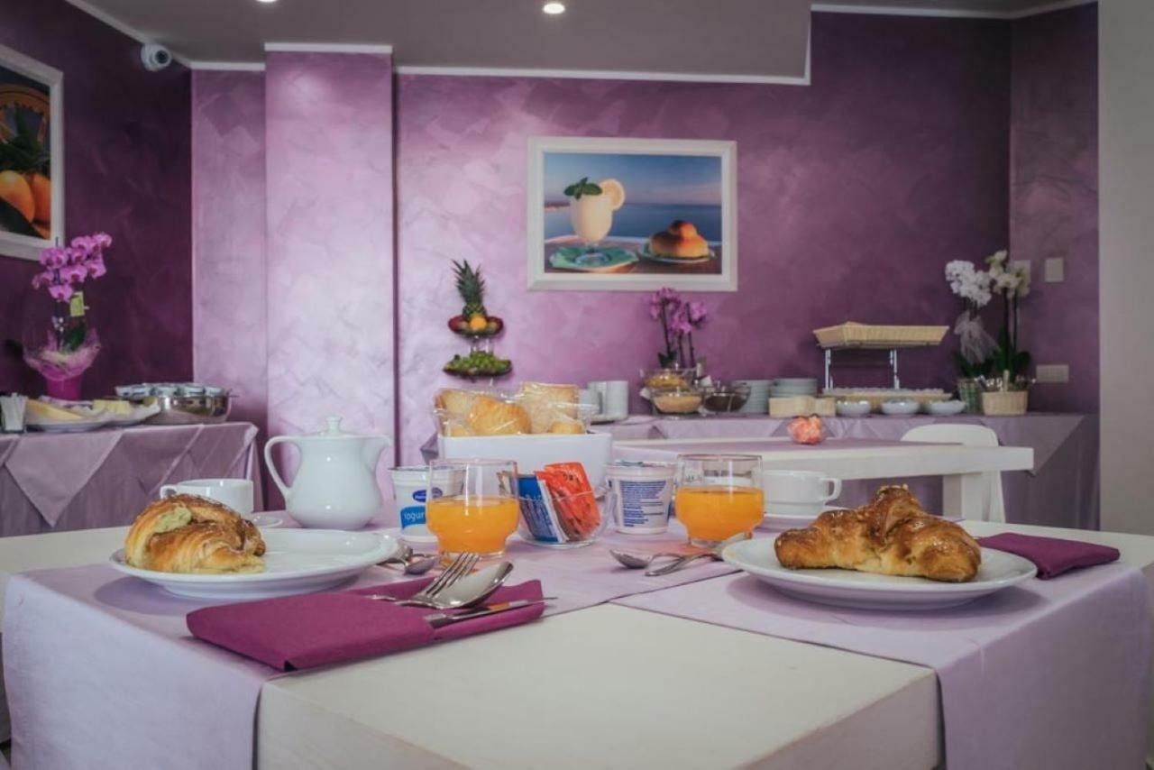 Le Vele Di Balestrate Hotel Buitenkant foto