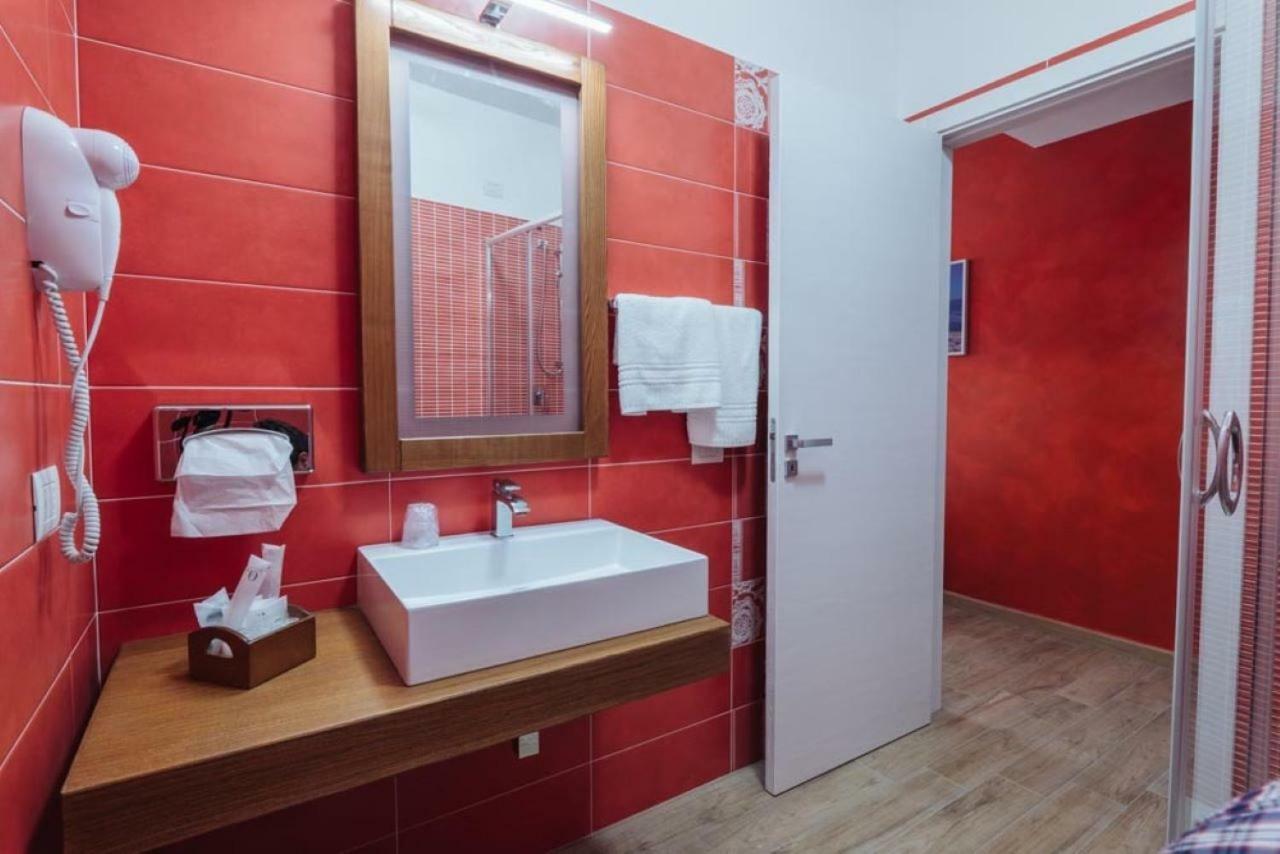 Le Vele Di Balestrate Hotel Buitenkant foto