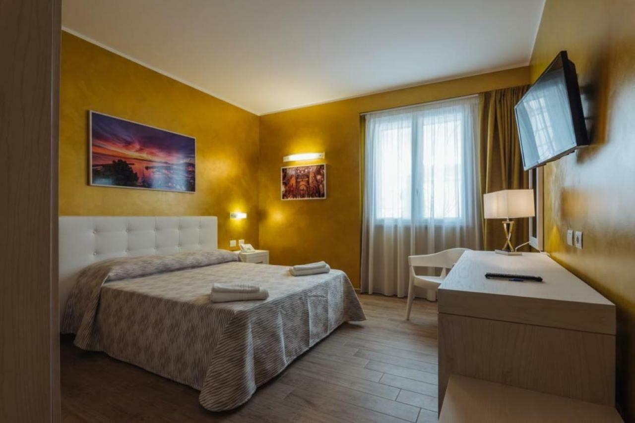 Le Vele Di Balestrate Hotel Buitenkant foto