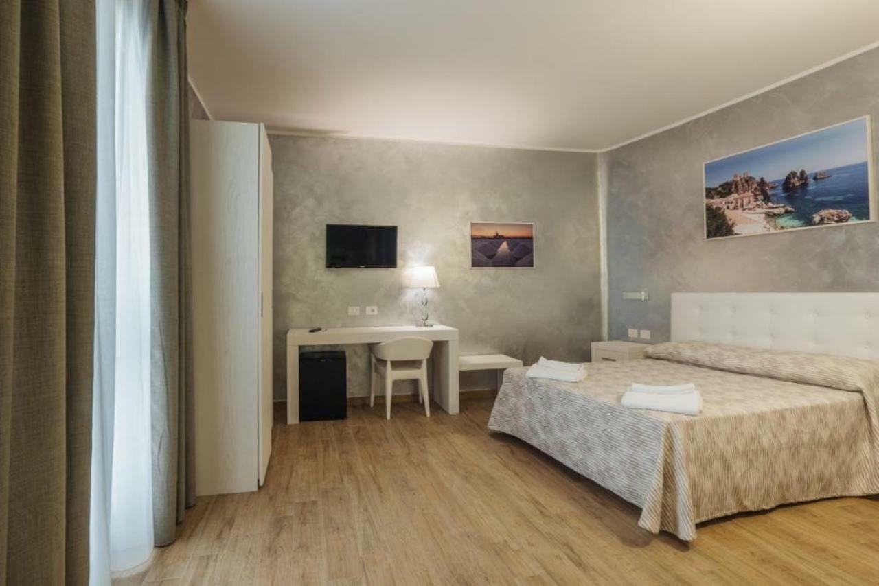 Le Vele Di Balestrate Hotel Buitenkant foto
